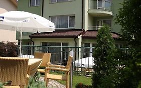 Семеен Хотел Диана